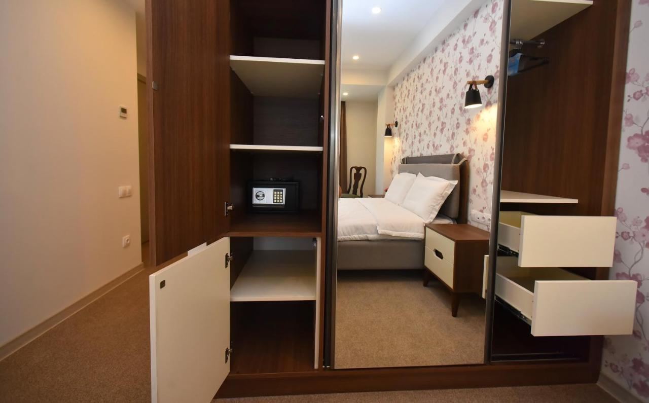 יירבאן Hotel Avenue 30 מראה חיצוני תמונה
