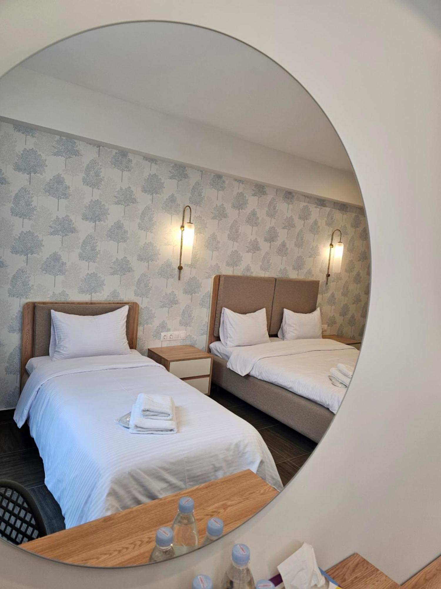 יירבאן Hotel Avenue 30 מראה חיצוני תמונה
