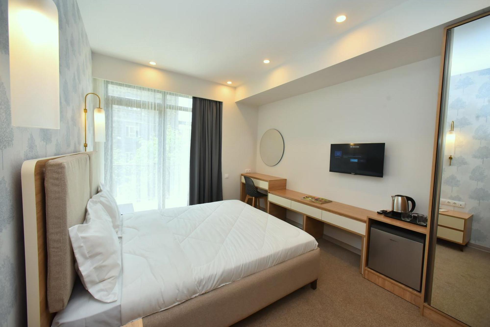 יירבאן Hotel Avenue 30 מראה חיצוני תמונה