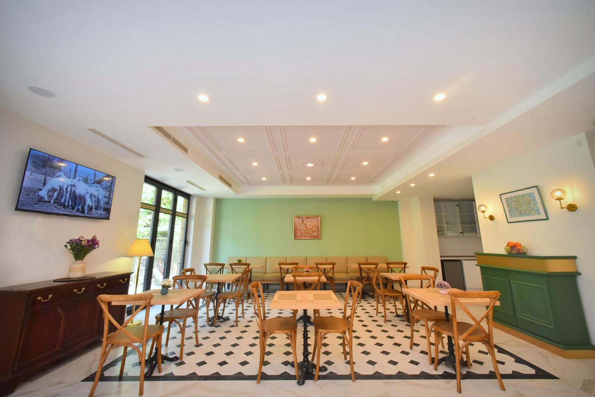יירבאן Hotel Avenue 30 מראה חיצוני תמונה